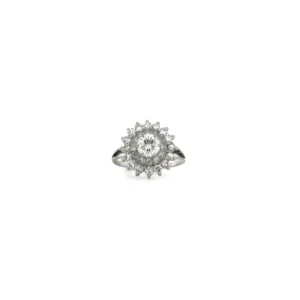 "Flower" - 18 Karat Weißgold Ring besetzt mit Diamanten