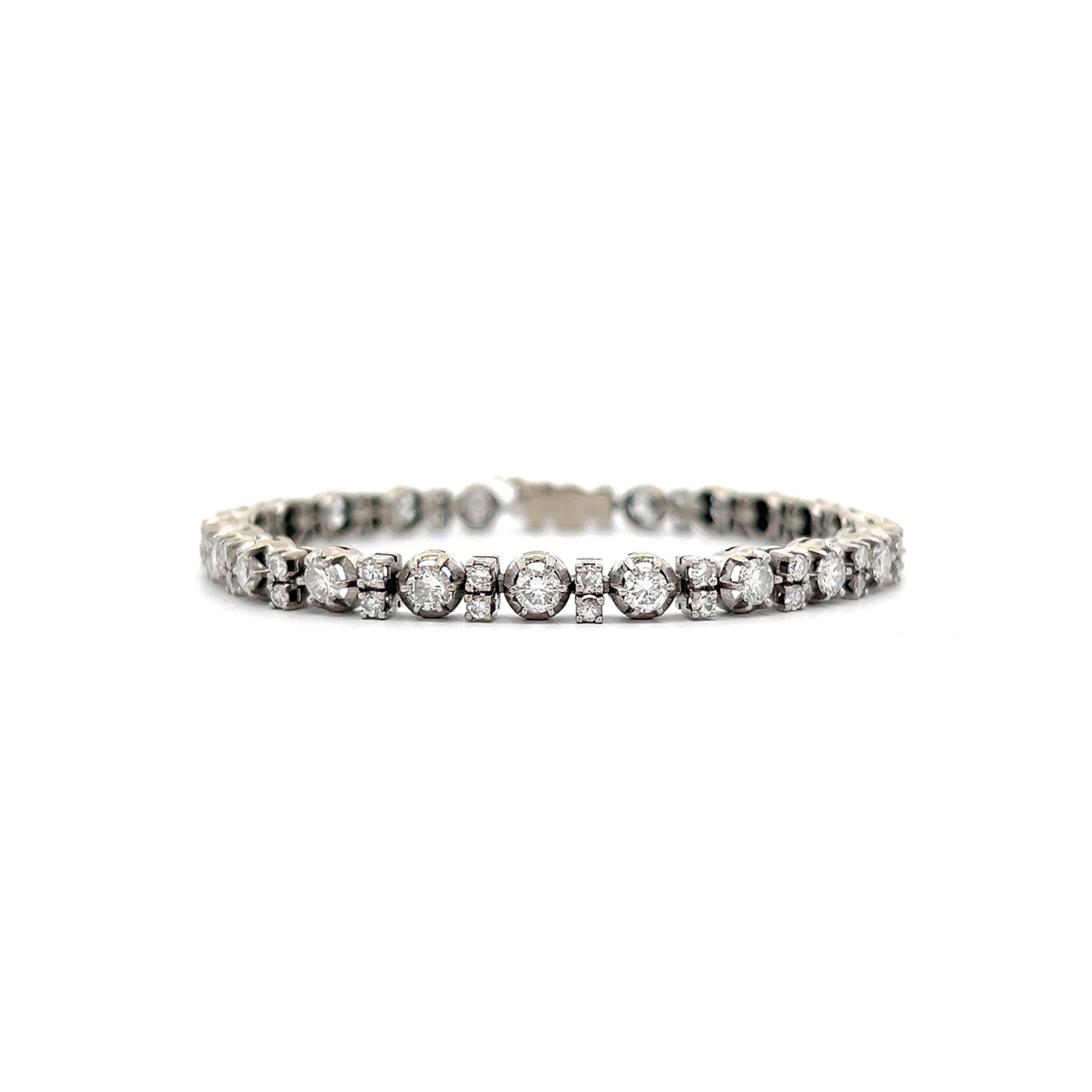 "Schimmerndes Band" - 18 Karat Weißgold Armband mit Brillanten