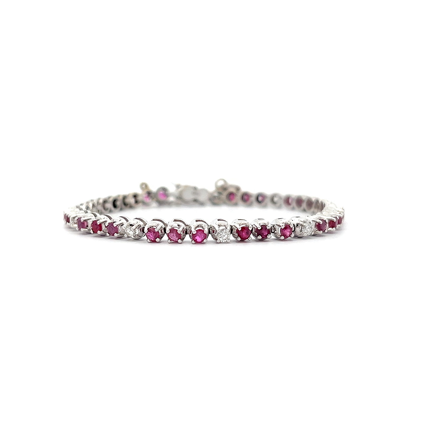 "Rot wie die Liebe" - 18 Karat Weißgold Armband mit Rubinen und Brillanten