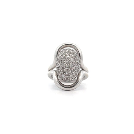 "Einzigartiges Funkeln" - Großer Weißgold Ring mit Diamanten
