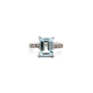 "Sanfter Aquamarin" - Zeitloser Ring