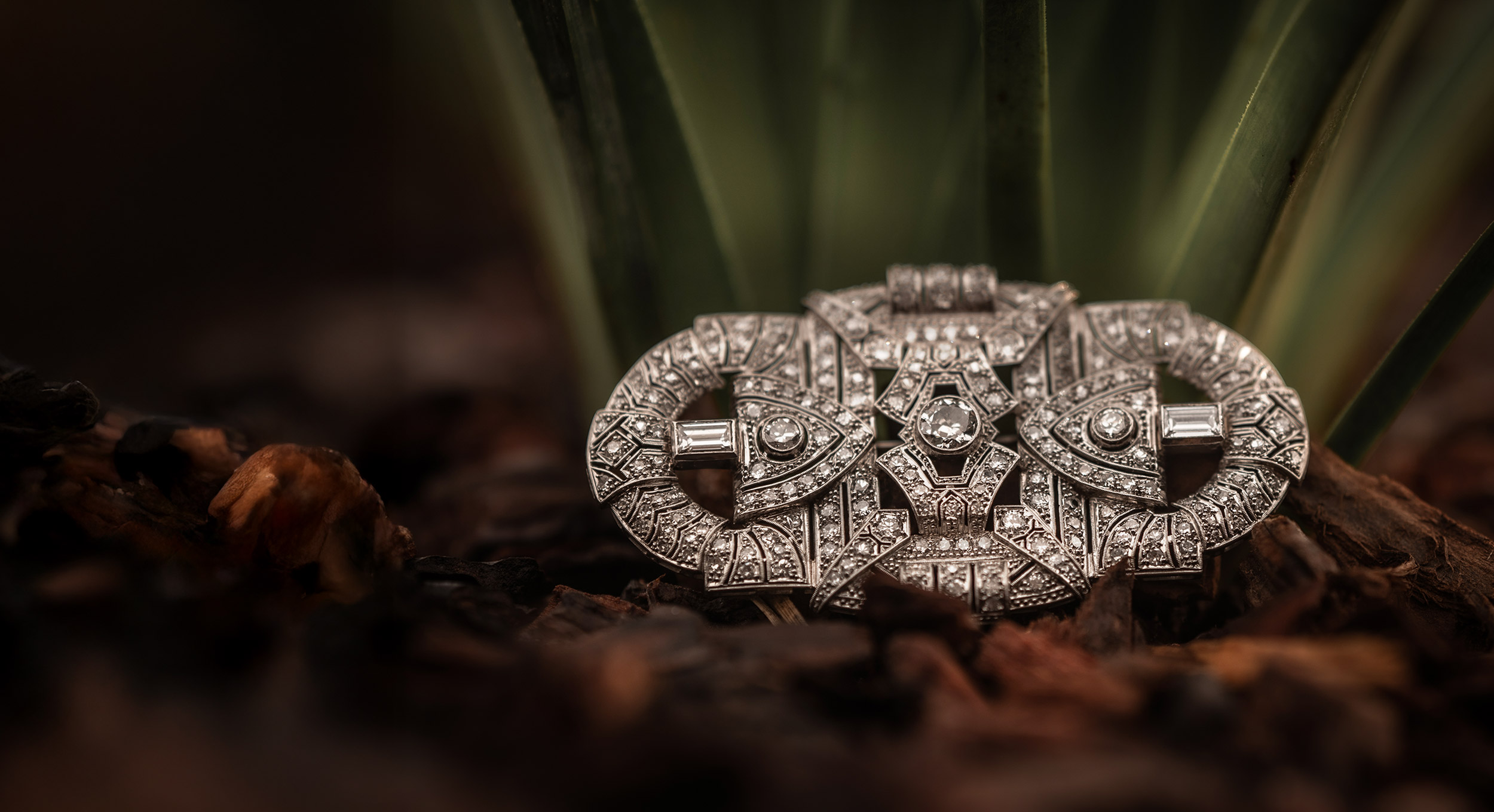 Anhänger & Broschen von Juwelier Steiger