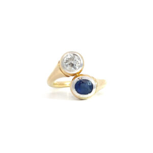 "Celestial duo" - Toi et moi Ring aus 18 Karat Gelbgold