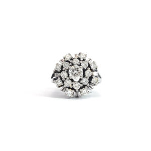 "The white flower" - 14 Karat Weißgold Blüten Ring