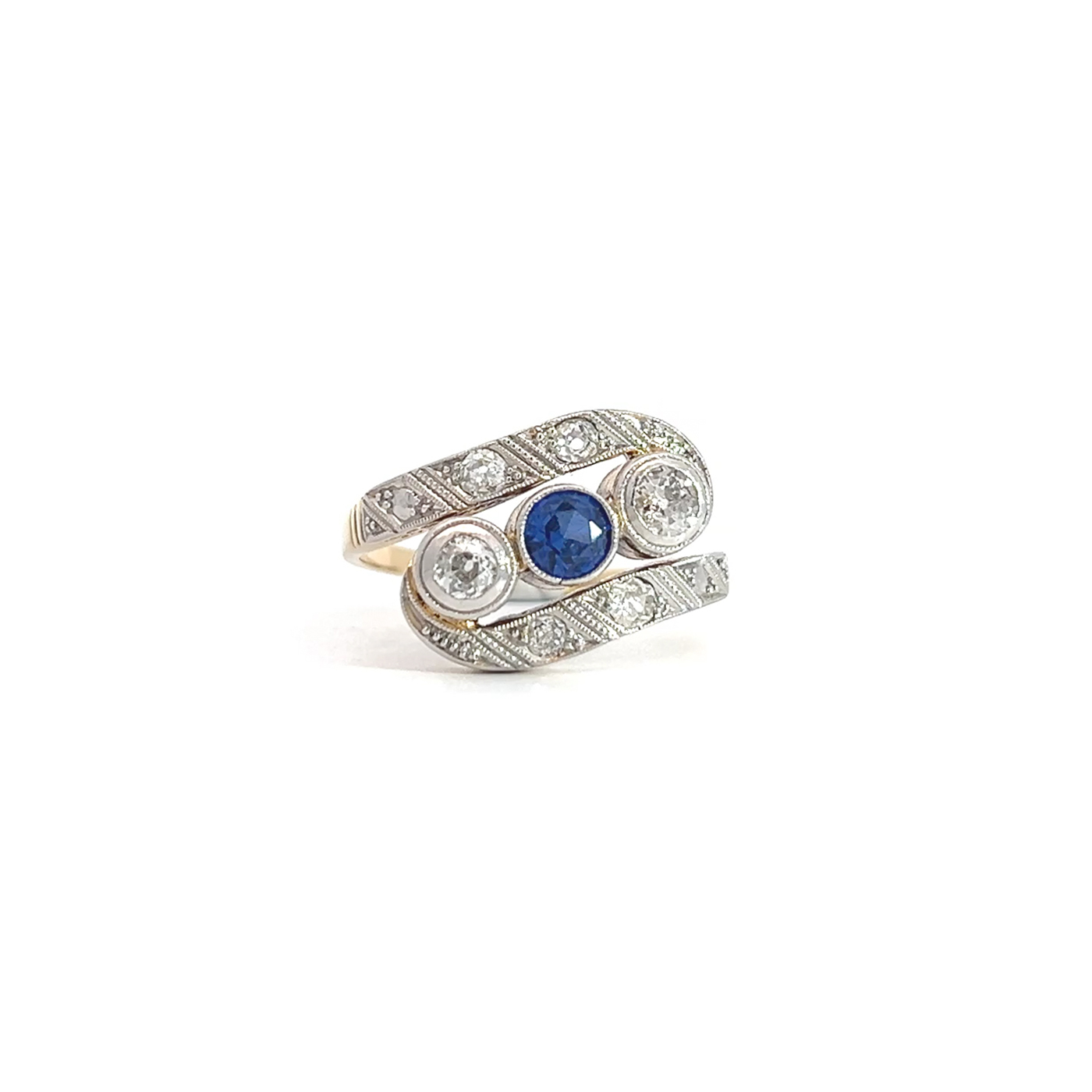 "Trilogie" - Antiker Ring mit Saphir und Diamanten 14 Karat Gelbgold