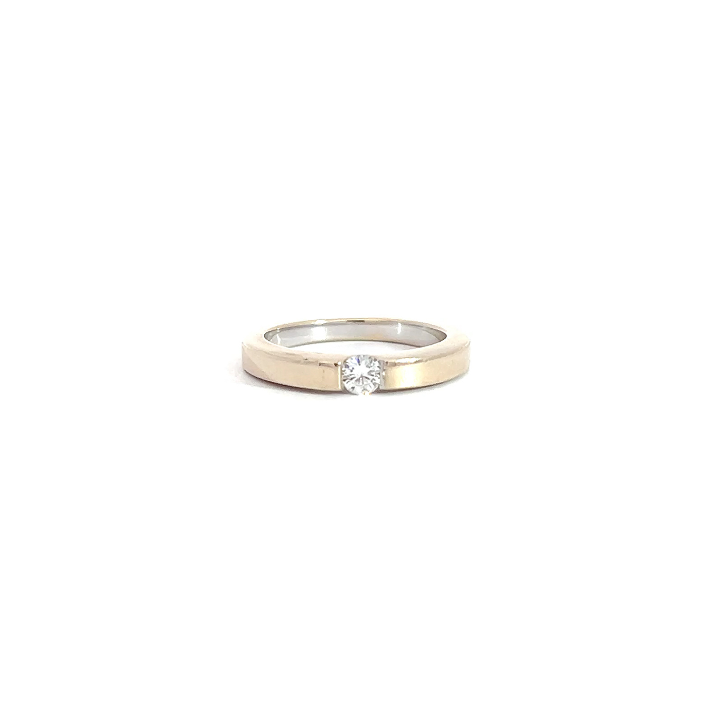 "Schlichte Eleganz" - 18 Karat Gelbgold Solitär Ring