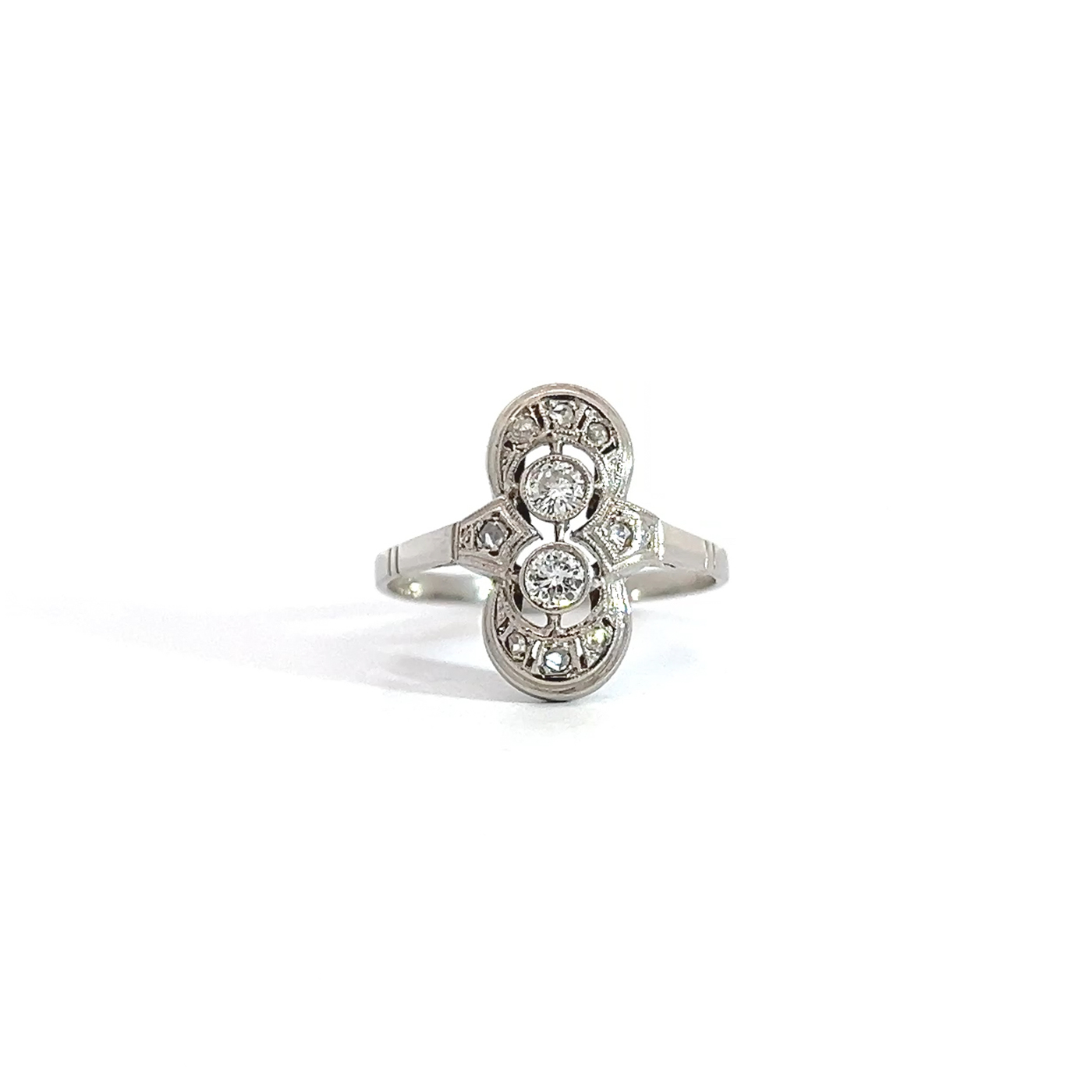 "Symbol of Love" - Art Déco Ring 14 Karat Weißgold