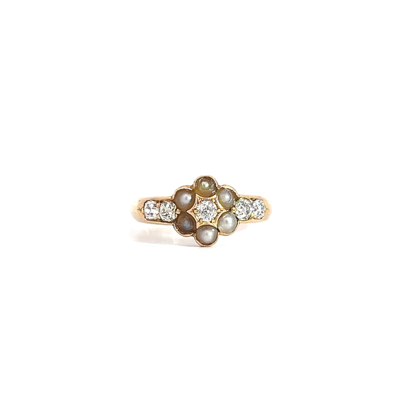 "Little Pearls" - Ring mit Altschliff Diamanten und Perlen 18 Karat Gelbgold