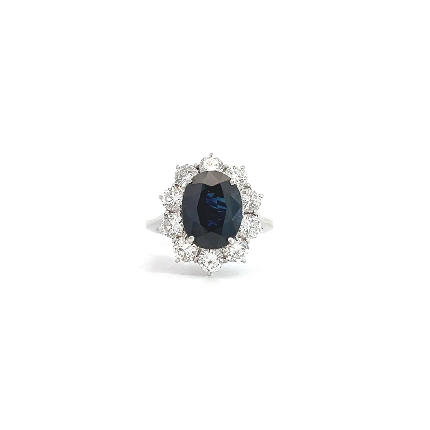 "Midnight Blue" - Brillantring mit Saphir 18 Karat Weißgold