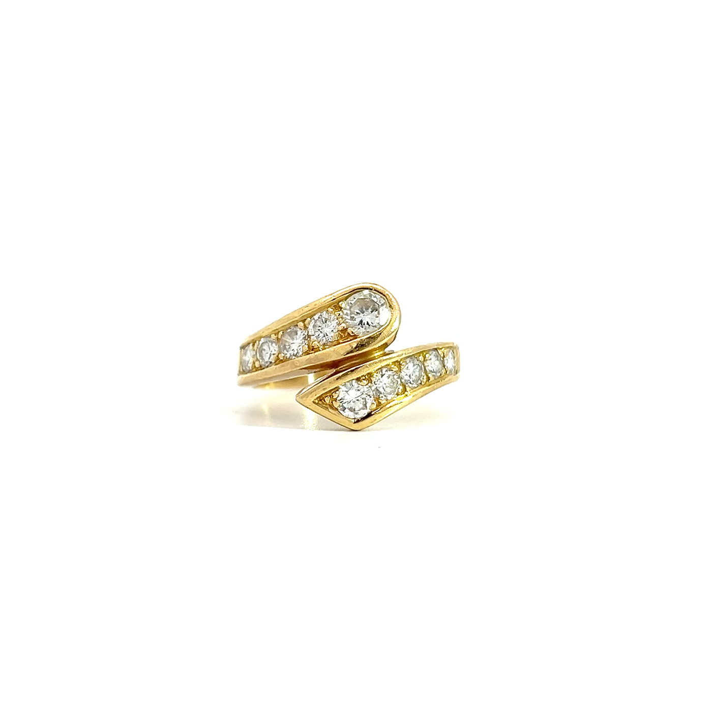 "Crossover Light" - Ring in 14 Karat Gelbgold