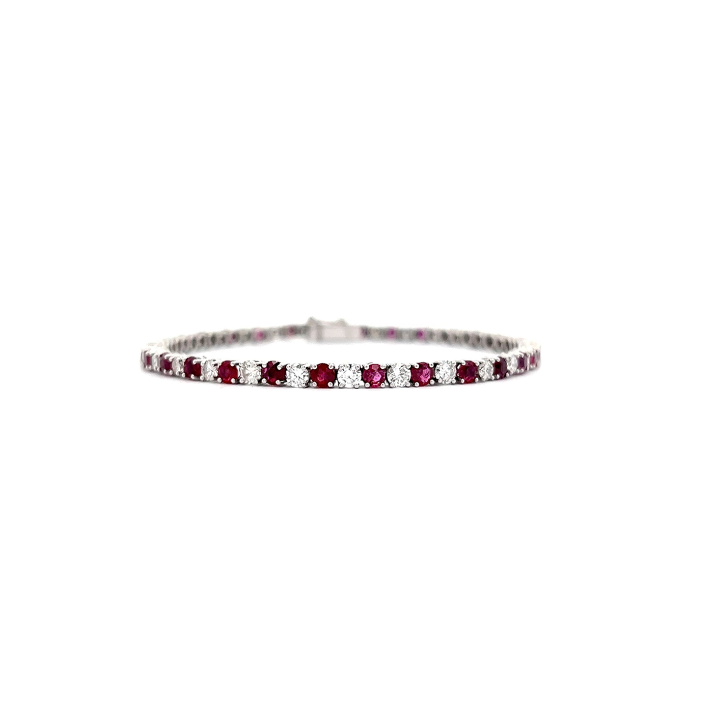 "Rubinlicht" - Rubin Armband mit Brillanten 18 Karat Weißgold