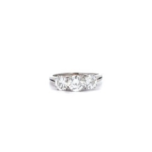 "Drei Star´s" - Hochwertiger 18 Karat Weißgold Ring mit 2.00 ct. Brillanten