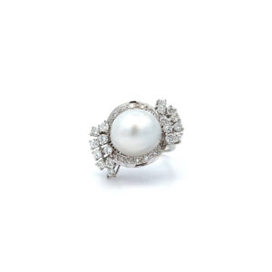 "Tanz der Perle" - 18 Karat Weißgold Ring Perle mit Diamanten