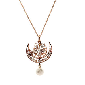 "Fleur de Lune" - 14 Karat Anhänger mit Diamanten & Perle aus der Zeit des Jugendstils
