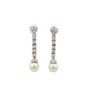 "Pure Harmony" - Vintage Ohrhänger in 14 Karat Weißgold