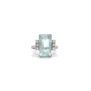 "Meereslicht" - Vintage Ring in 14 Karat Weißgold
