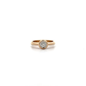 "Timeless Glow" - Moderner Ring in 14 Karat Gelbgold