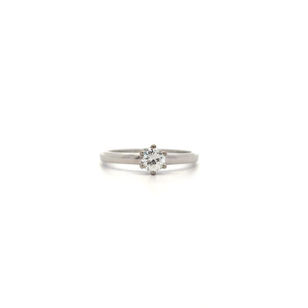 "Feines Weiß" - Moderner Ring in 14kt Weißgold mit Brillant 0,42ct