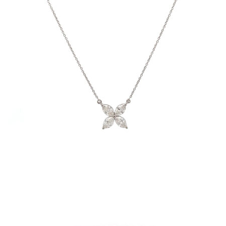 "Sparkling Navette" - Modernes Collier mit Diamanten zus. 0,75ct