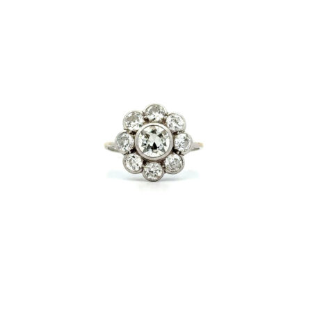 "Blütenzauber" - Antiker Entourage Ring in 18 Karat Gold