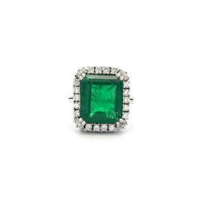 "Deep Green" - Vintage Ring 18 Karat Weißgold mit Smaragd