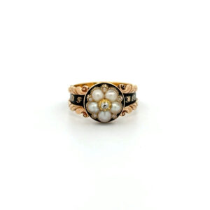 "Perlenblüte" - Antiker Ring in 18 Karat Gelbgold