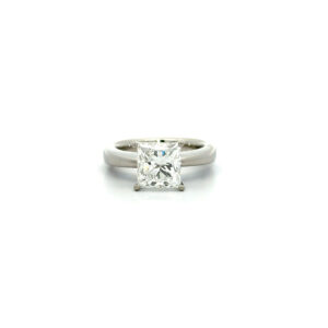 "Princess Dream" - Moderner Platin Ring mit Square Cut Diamant 3.02 ct.