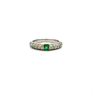 "White & Green" - Vintage Ring 18 Karat Weißgold