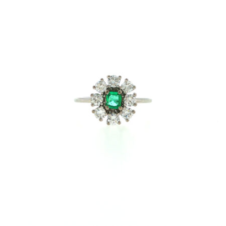 "Filigranes Grün" - Vintage Ring 18 Karat Weißgold