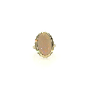 "Himmelsleuchten" - Vintage Ring Opal in 14 Karat Gelbgold