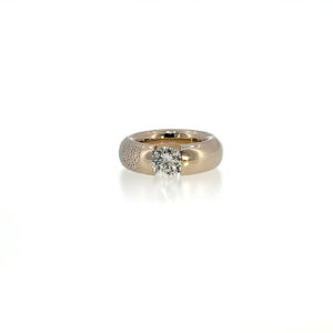 "Hold Me Tight" - Moderner Ring in 18 Karat Weißgold