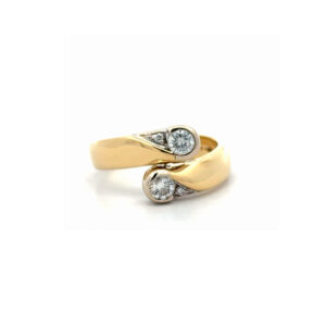 "Zweisamkeit" - Vintage Ring mit zwei Brillanten in 18 Karat Gelbgold