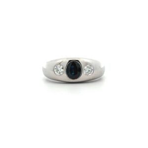 "Saphirtraum" - Vintage Ring mit Brillanten und einem Saphir in 18 Karat Weißgold