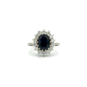 "Saphirtraum" - Vintage Ring mit Brillanten und einem Saphir in 18 Karat Weißgold