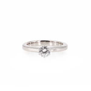 "Kostbarer Wegbegleiter" - Vintage Solitär Ring in 18 Karat Weißgold