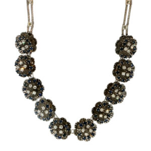 "Florale Eleganz" - Vintage Collier mit Blüten in 14 Karat Weißgold