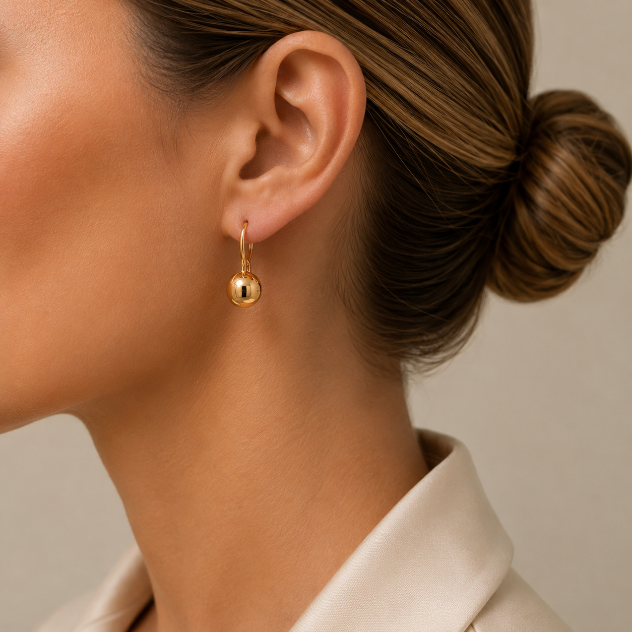 "Golden Drop" - Vintage Ohrhänger in 18 Karat Gelbgold
