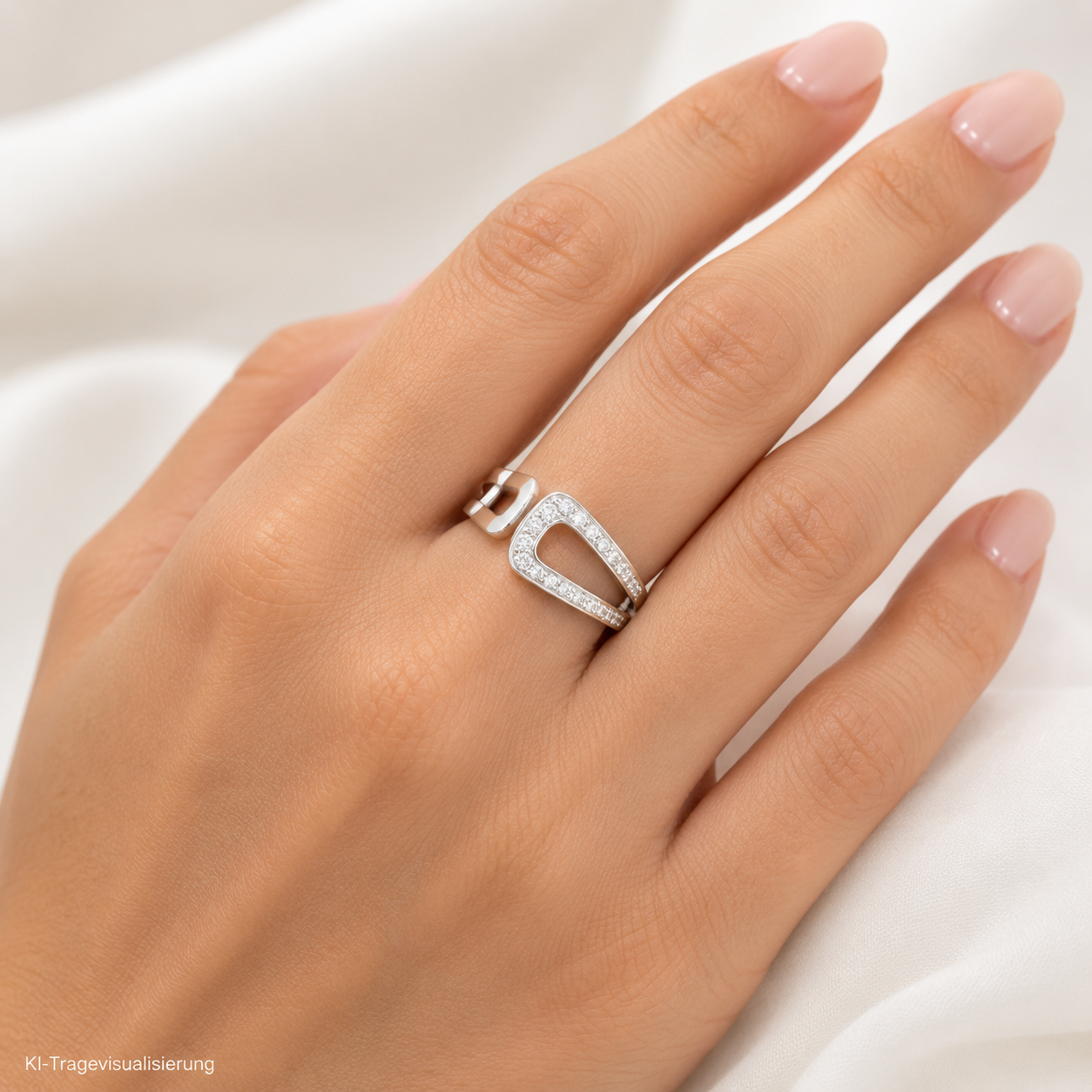 "Open Elegance" - Vintage Ring in 18 Karat Weißgold