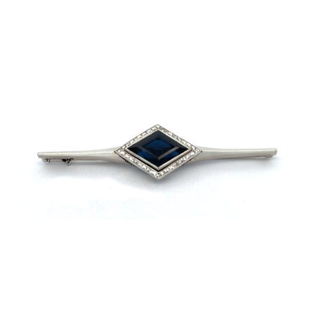 "Blue Line" - Vintage Saphir Brosche in Platin