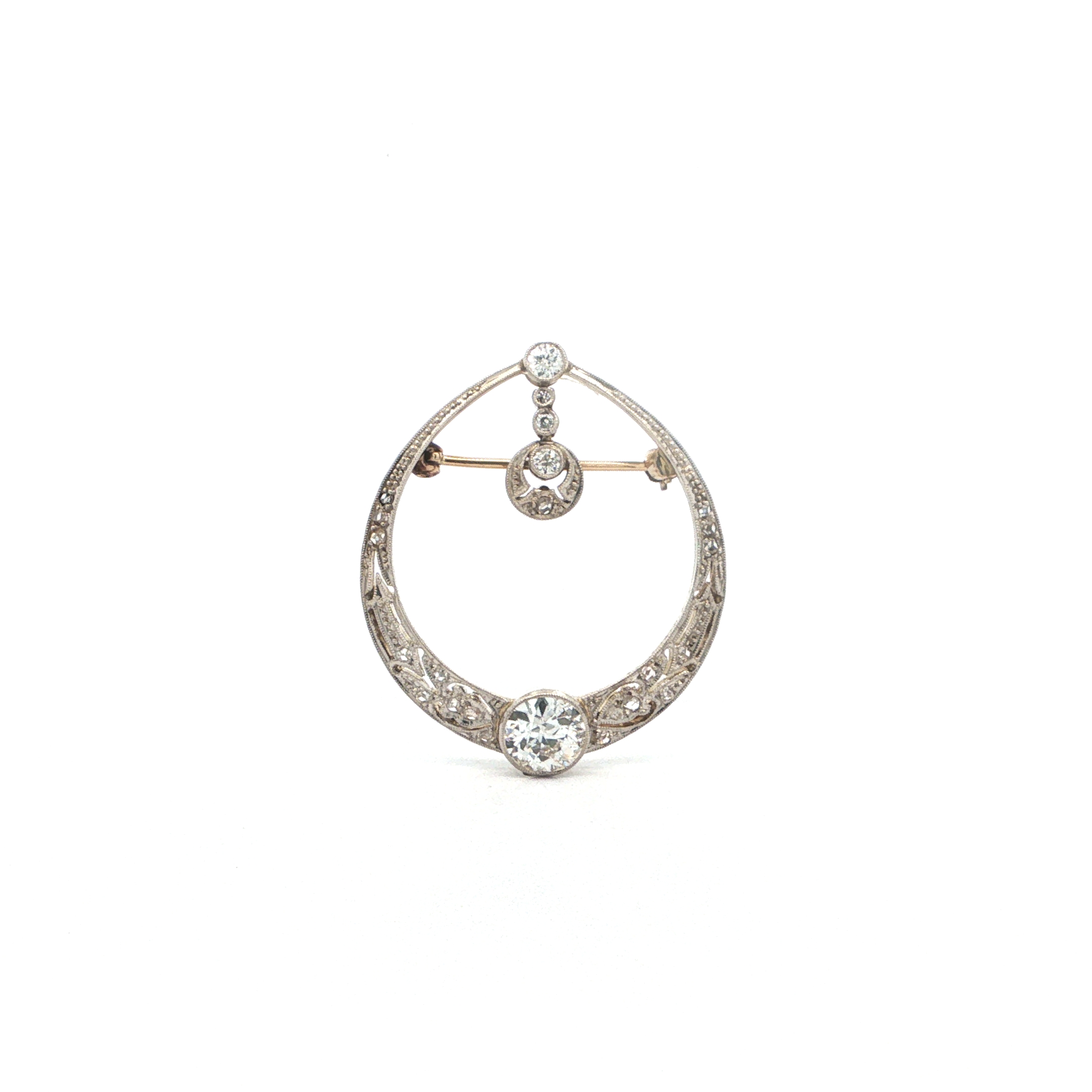 "Circle of Light" - Antike Brosche besetzt mit Diamanten