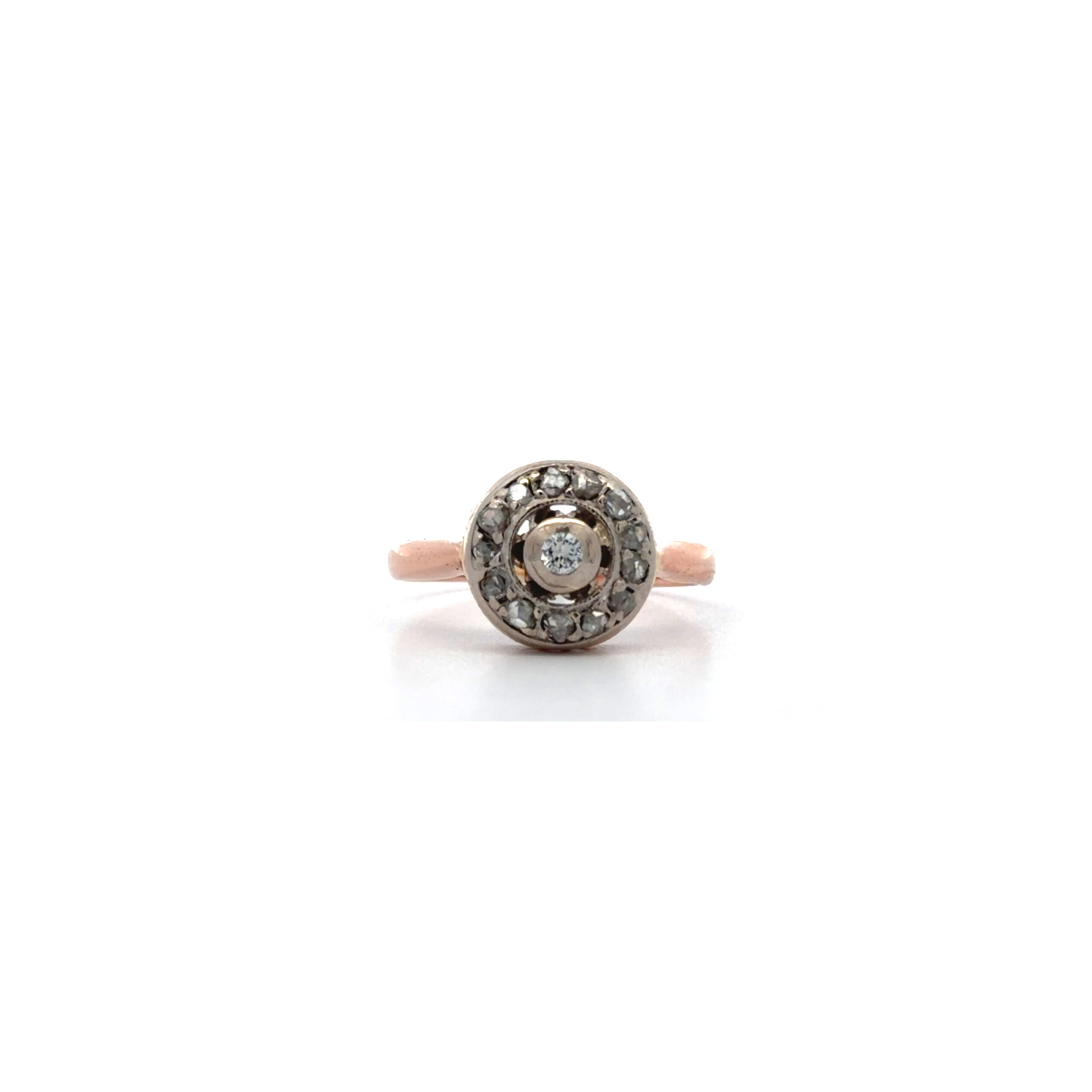 "Bezaubernde Rose" - Antiker Ring in 18kt Rosegold mit Diamanten