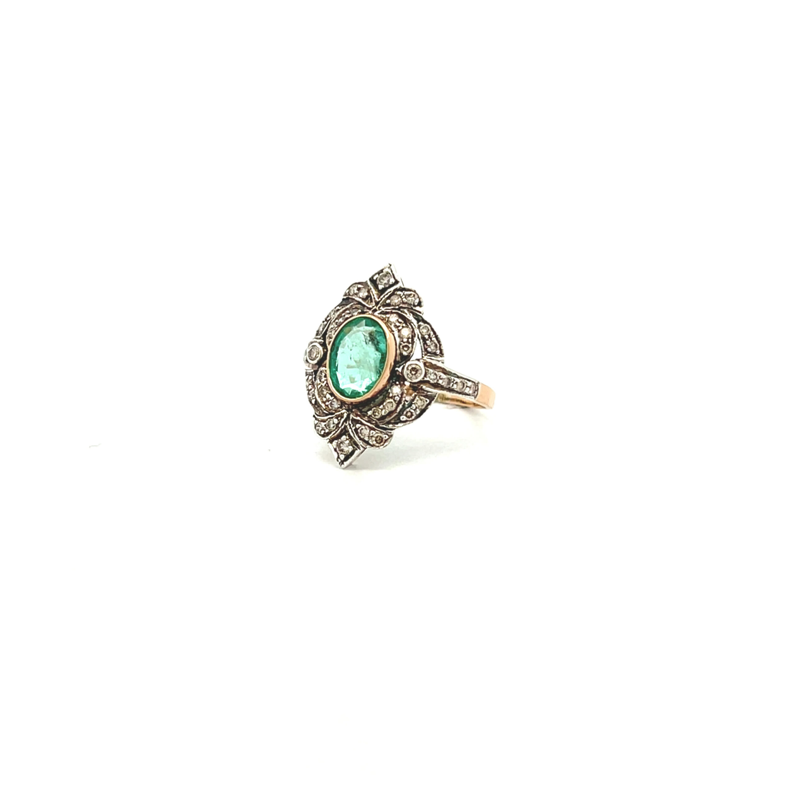 "Antique Jewel" - Antiker Ring in 18kt Rosegold mit Smaragd & Diamanten - Juwelier Steiger