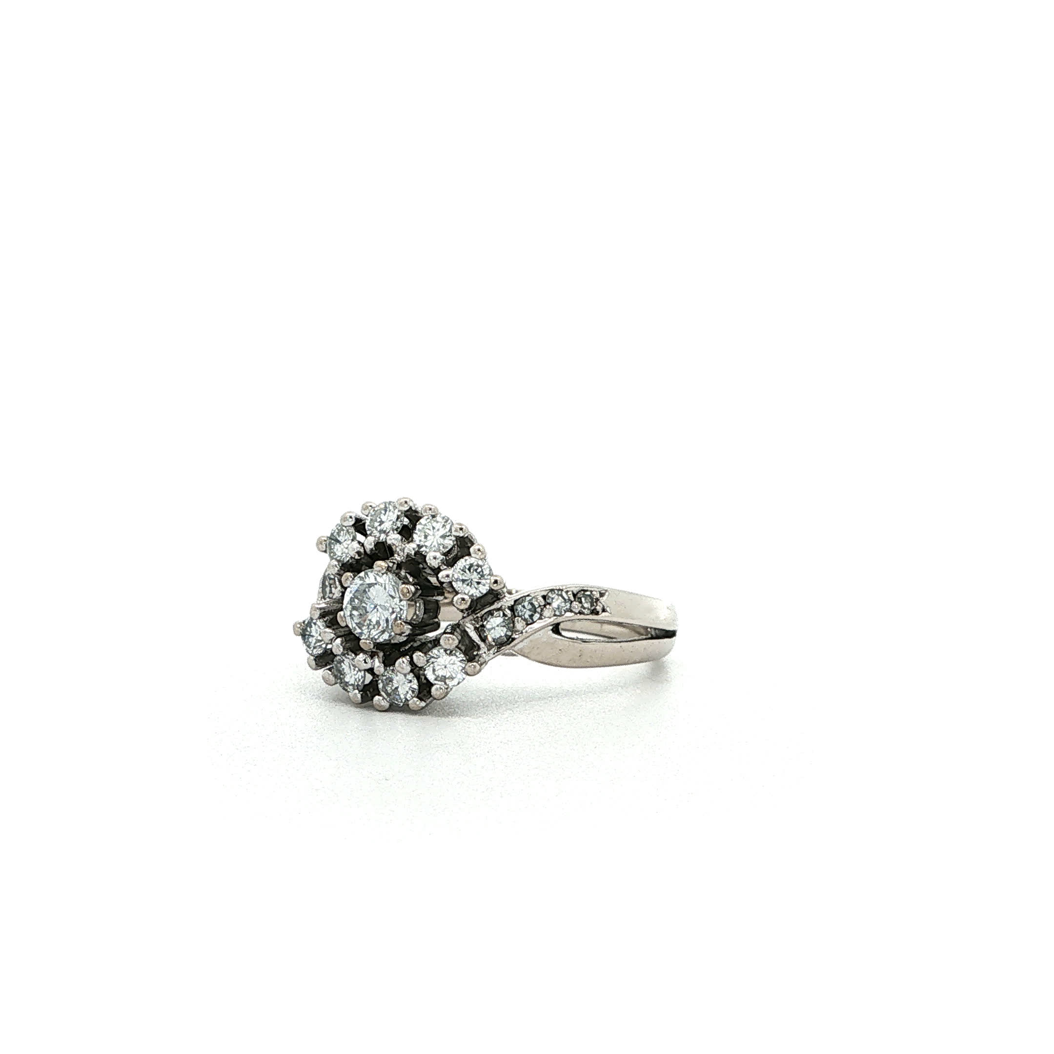 "Back in Time" Vintage Ring in 14 Karat Weißgold - Juwelier Steiger