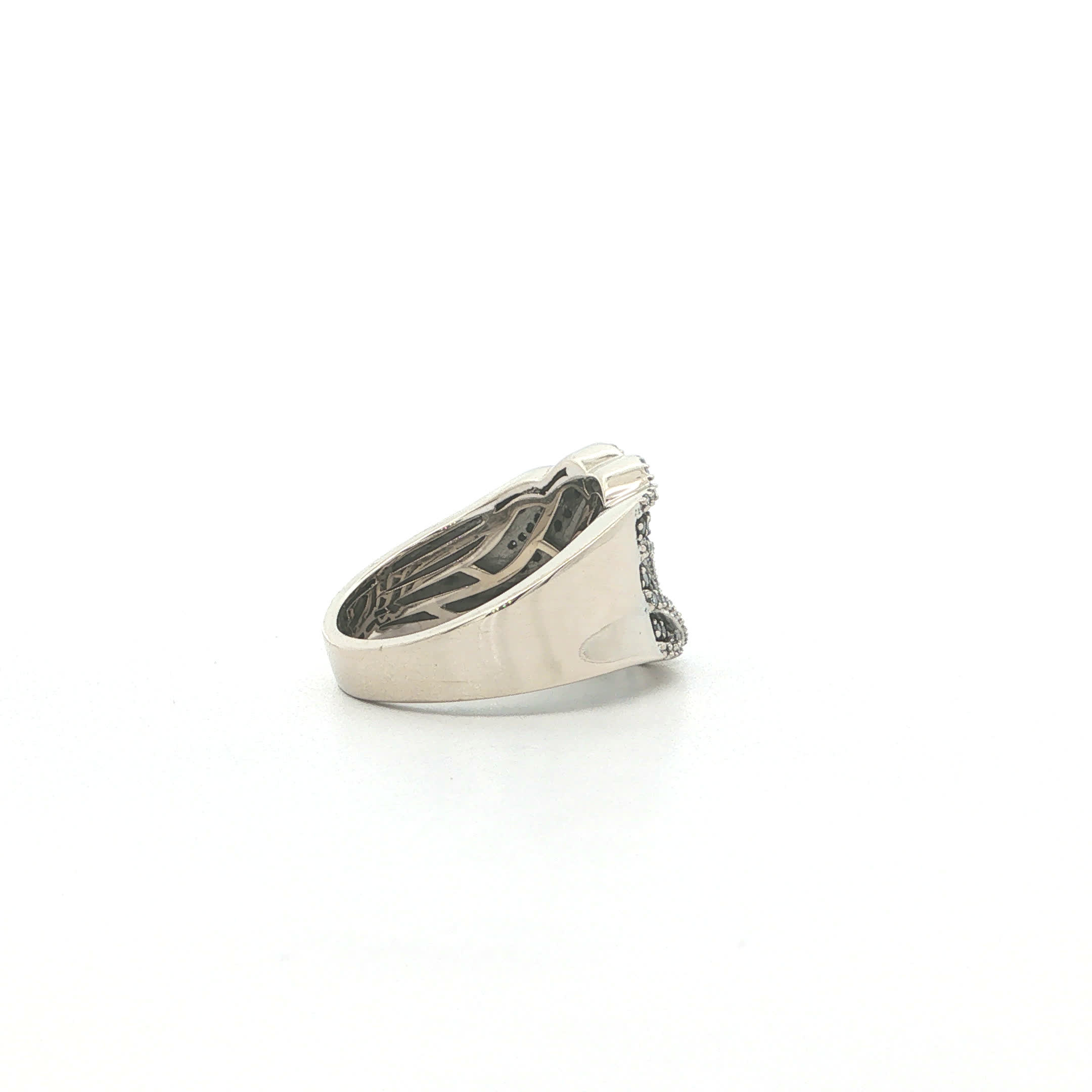 "Black Waves" - Vintage Ring in 14kt Weißgold mit Diamanten - Juwelier Steiger