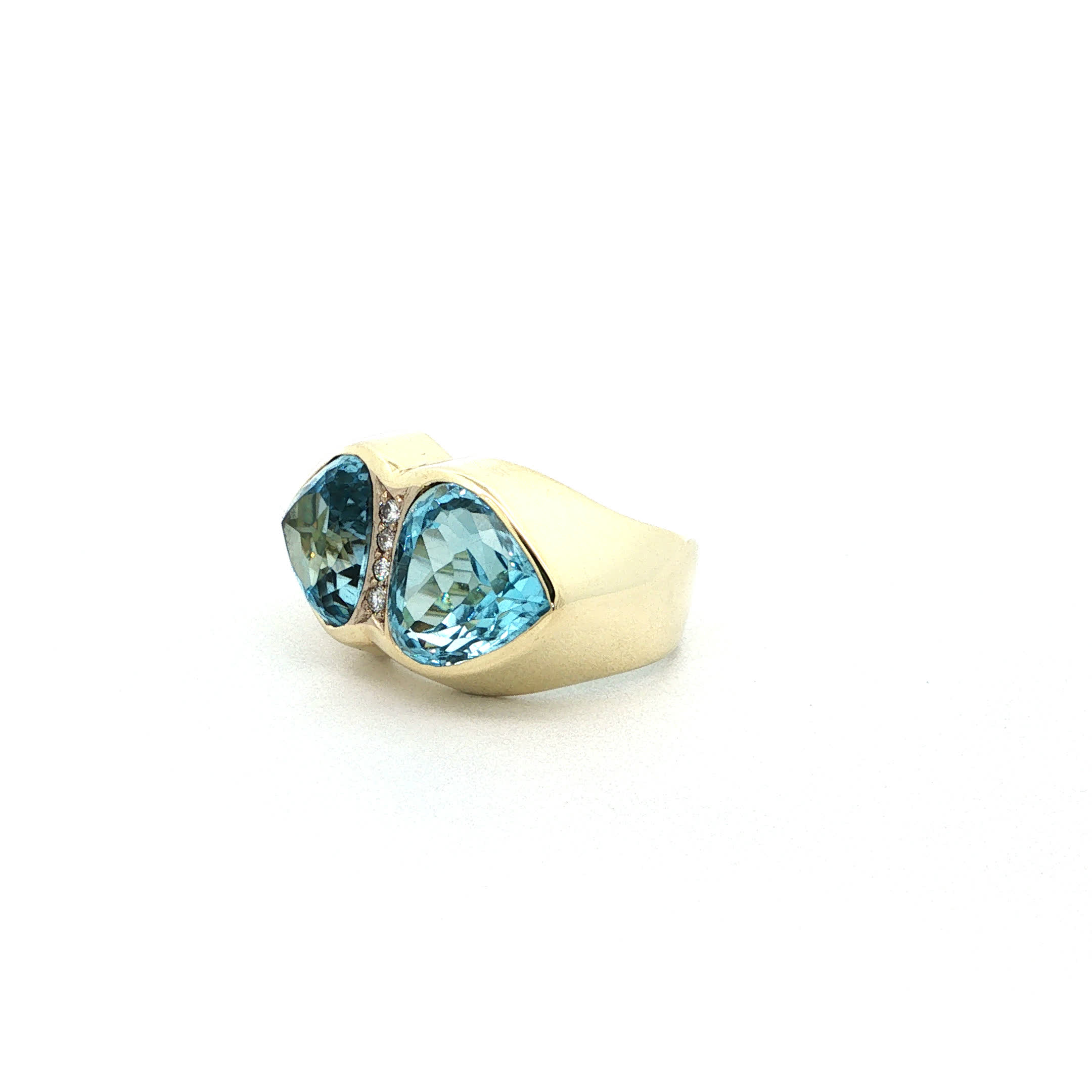"Blue Wings" - Vintage Ring in 14kt Gelbgold mit Blautopas & Diamanten - Juwelier Steiger