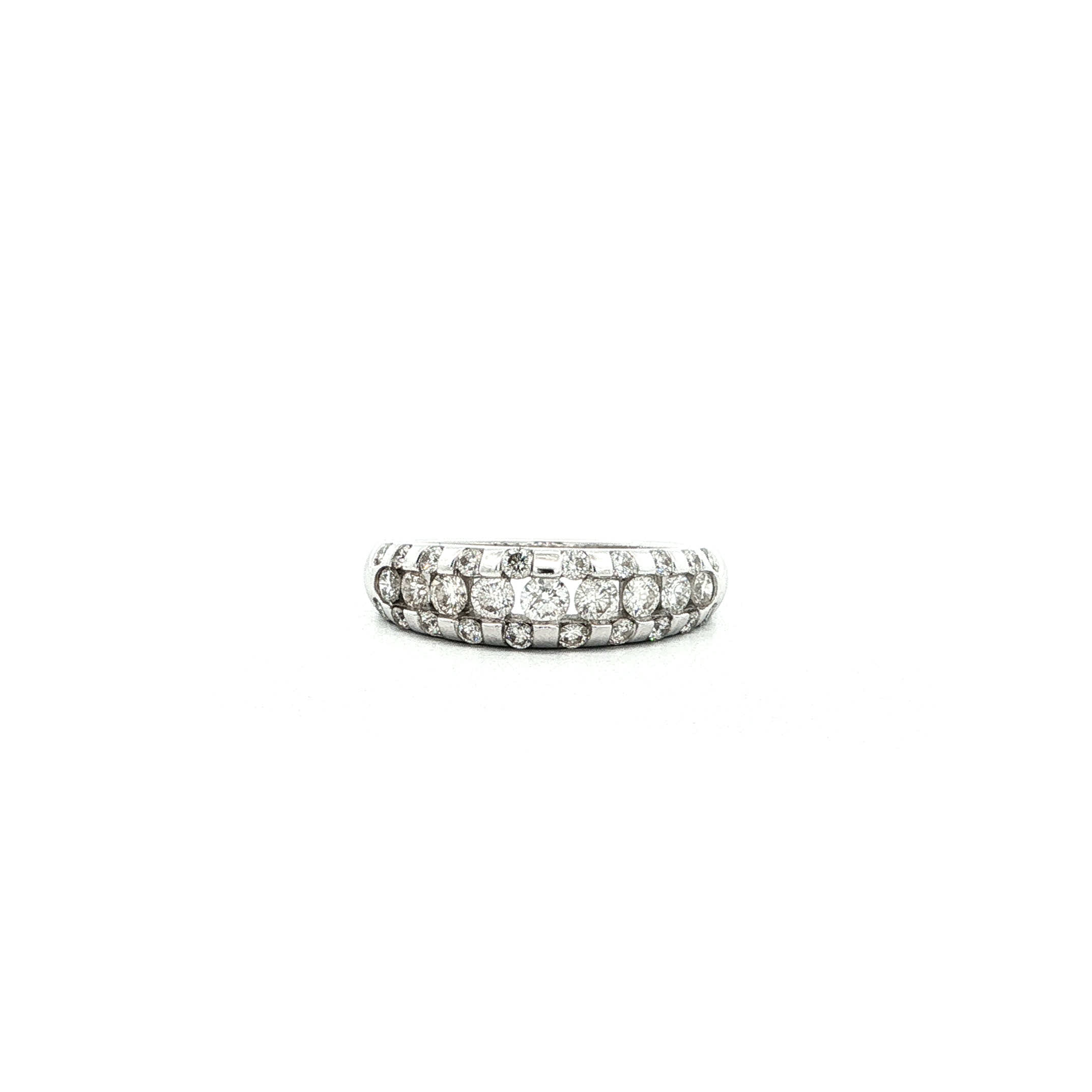 "Classic Day" Moderner Ring in 14 Karat Weißgold mit Brillanten - Juwelier Steiger