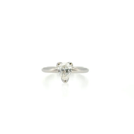 "Drop of Love" - Moderner Ring in 18kt Weißgold mit Diamant im Tropfenschliff 1,01ct - Juwelier Steiger