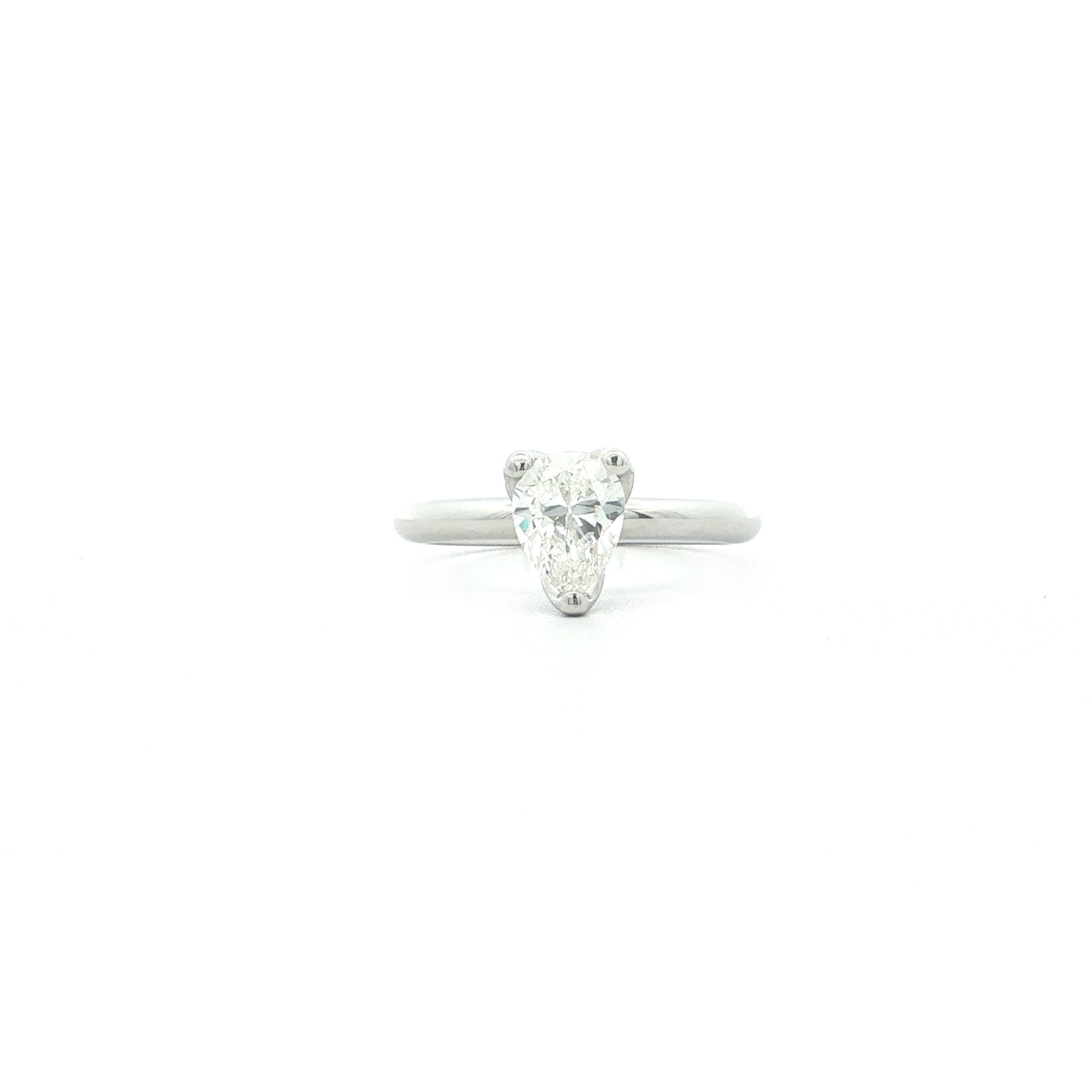 "Drop of Love" - Moderner Ring in 18kt Weißgold mit Diamant im Tropfenschliff 1,01ct - Juwelier Steiger