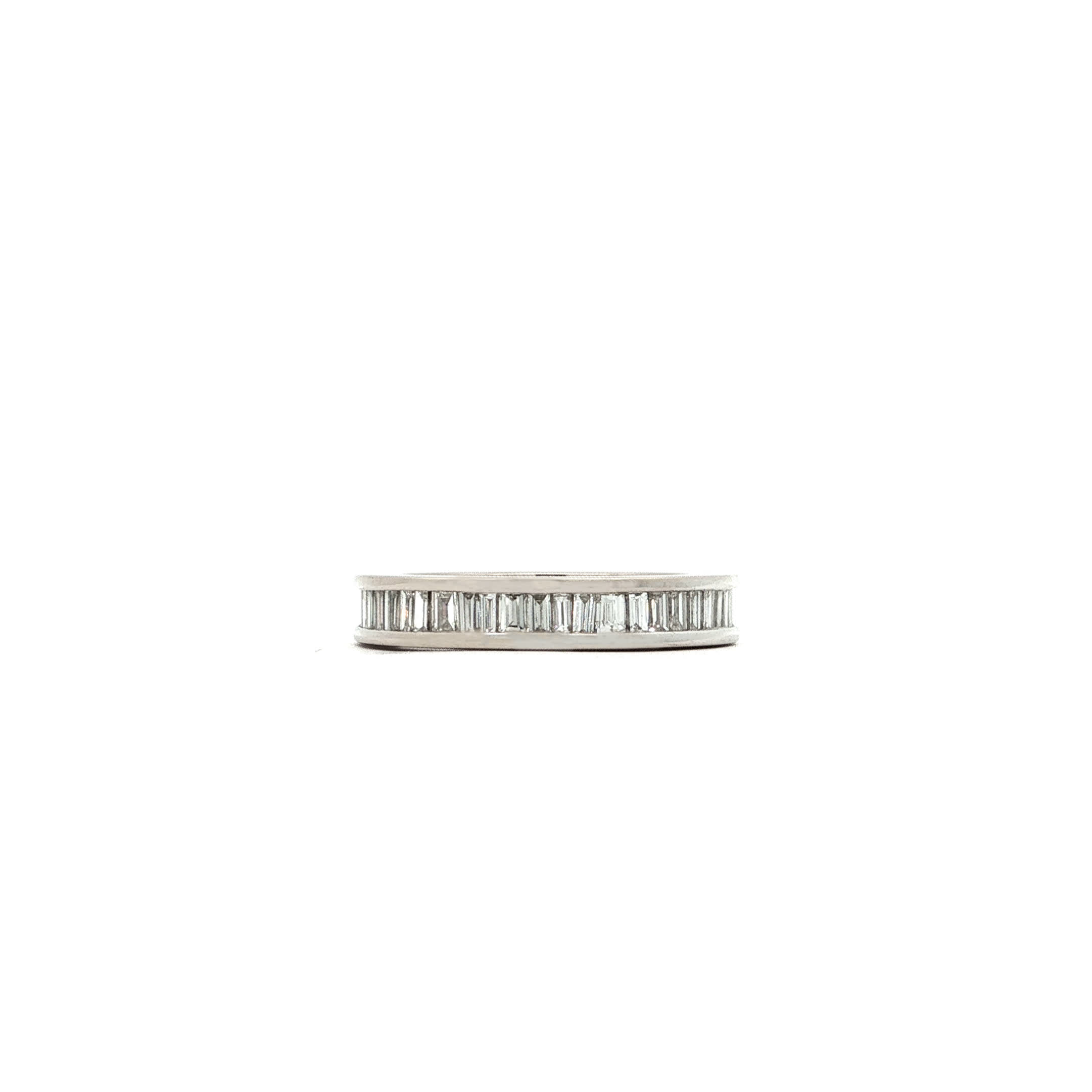 "Endless Baguette" - Moderner Memory Ring in 18kt Weißgold mit Diamanten im Baguette Schliff - Juwelier Steiger