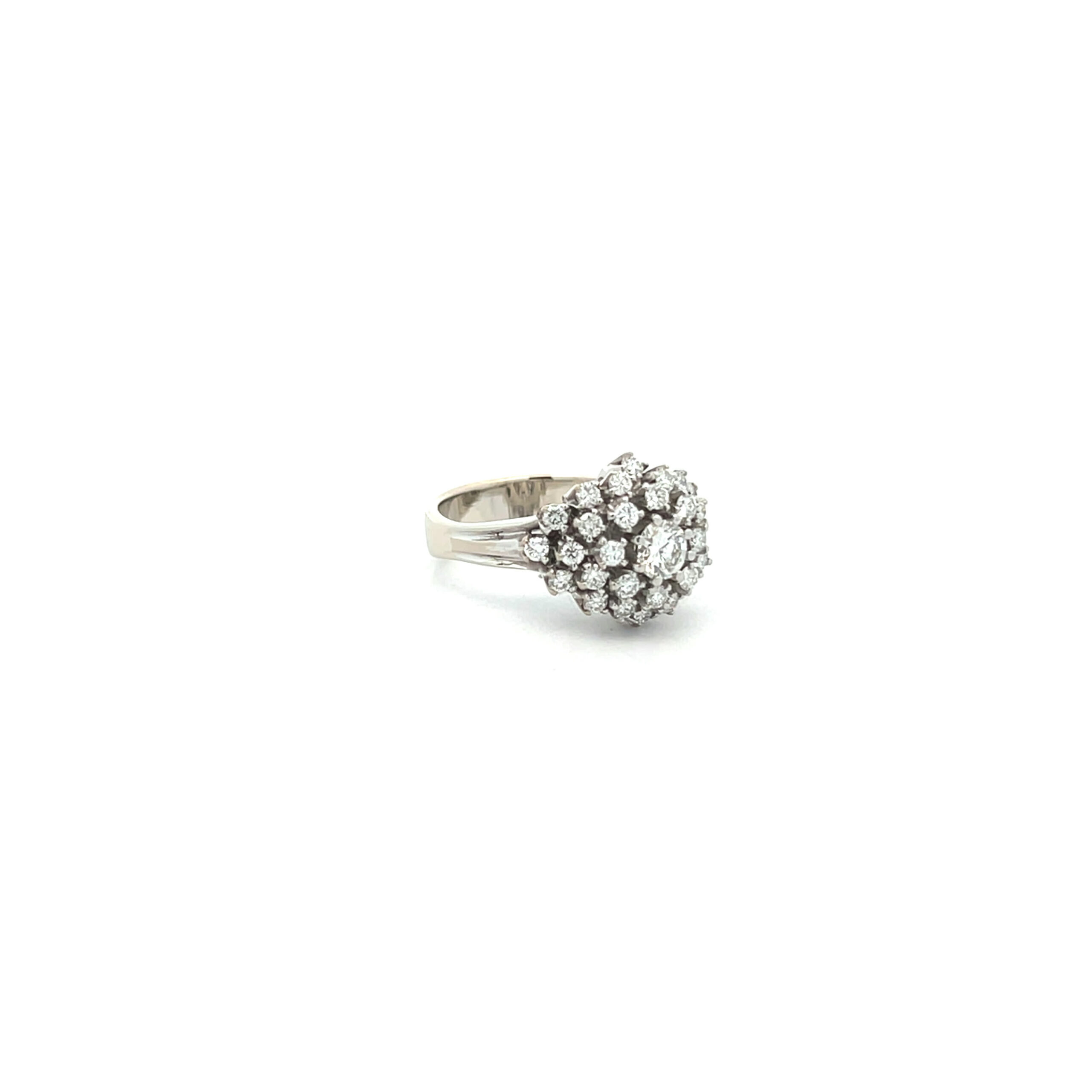 "Fleur de Lumière" - Vintage Ring in 14kt Weißgold mit Brillanten - Juwelier Steiger